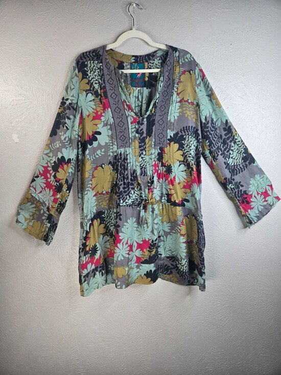 Johnny Was Dresses & Skirts - Johnny Was 100% Silk Tunic Dress M Floral Embroidered Pintuck Artsy Cottage